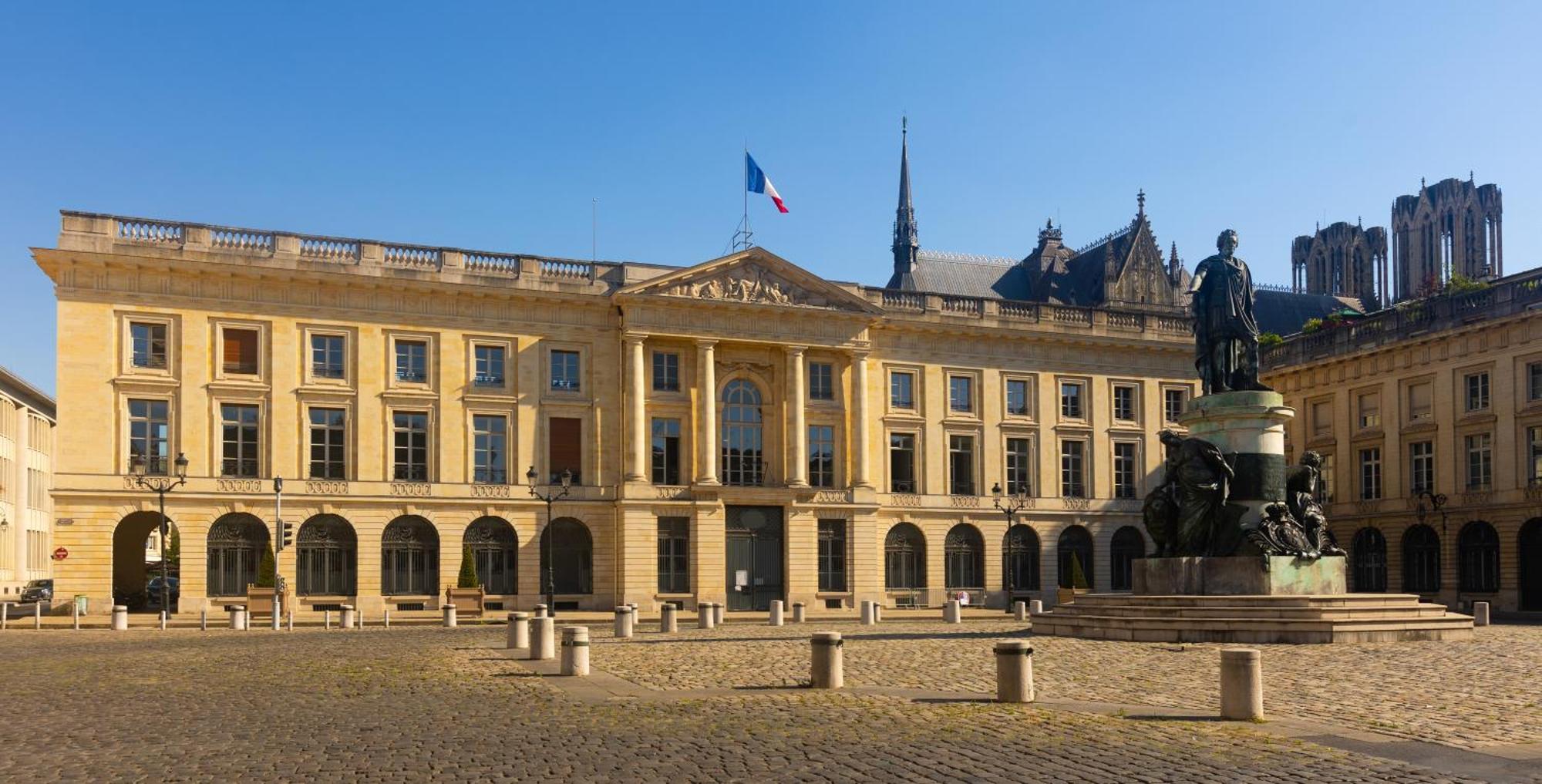 L'Haussmannien - Spacieux 4 Chambres - Centre - Gare Reims Eksteriør billede